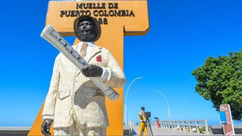 Estatua de Francisco Javier Cisneros, Puerto Colombia.
